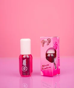 una botella Bloom bombom pop, tinta de labios de Bloomshell