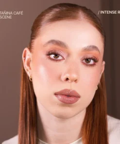 Pestanina1stscene cafe4